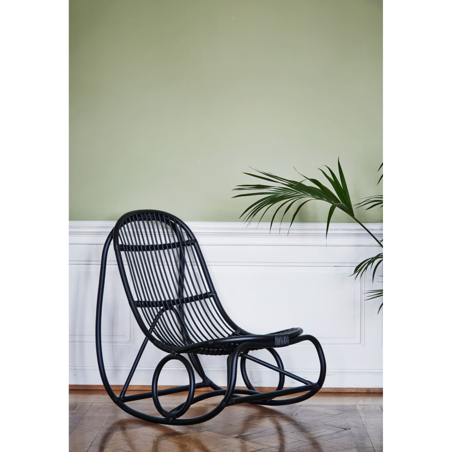 Fauteuil-a-bascule-nanny-noir-2-majdeltier-pro Fauteuil a bascule nanny noir 2 majdeltier pro