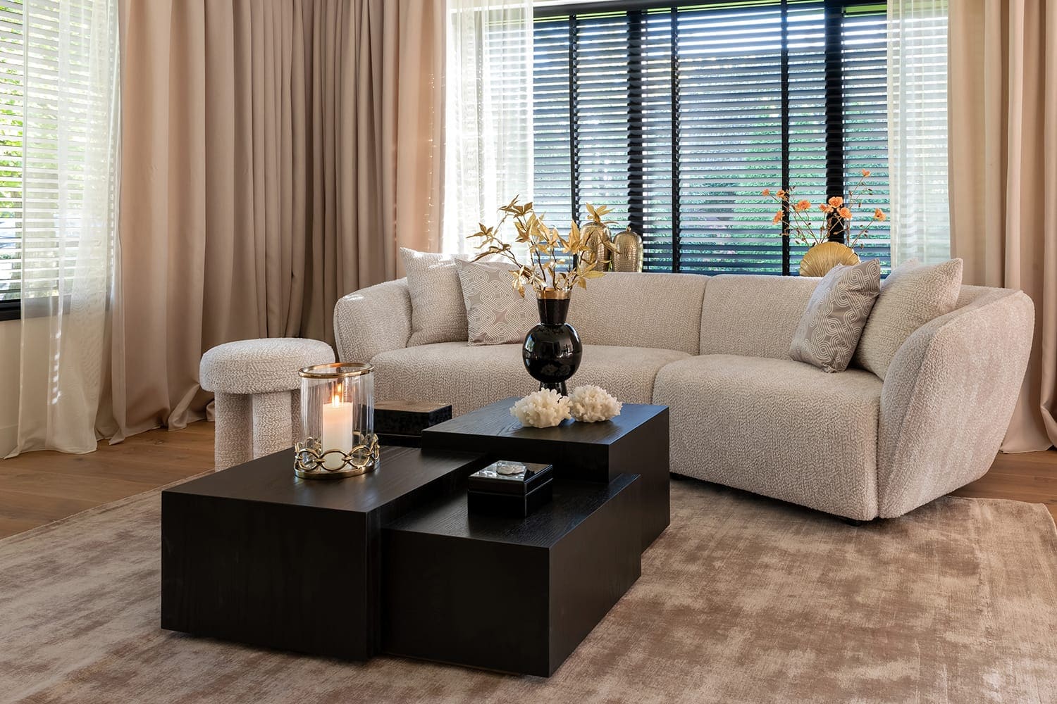 Canape Armand 7 majdeltier incurve beige creme