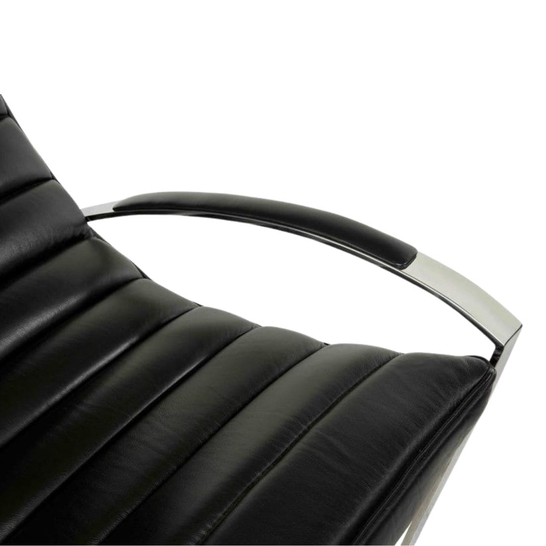ixcl57v01-Fauteuil-biarritz-cuir-noir-chrome-design-majdeltier-2-1 Fauteuil Biarritz cuir noir, détail du cuir sur les accoudoirs