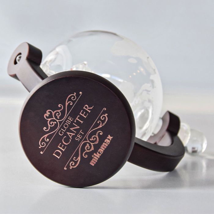 Globe Decanter bottom