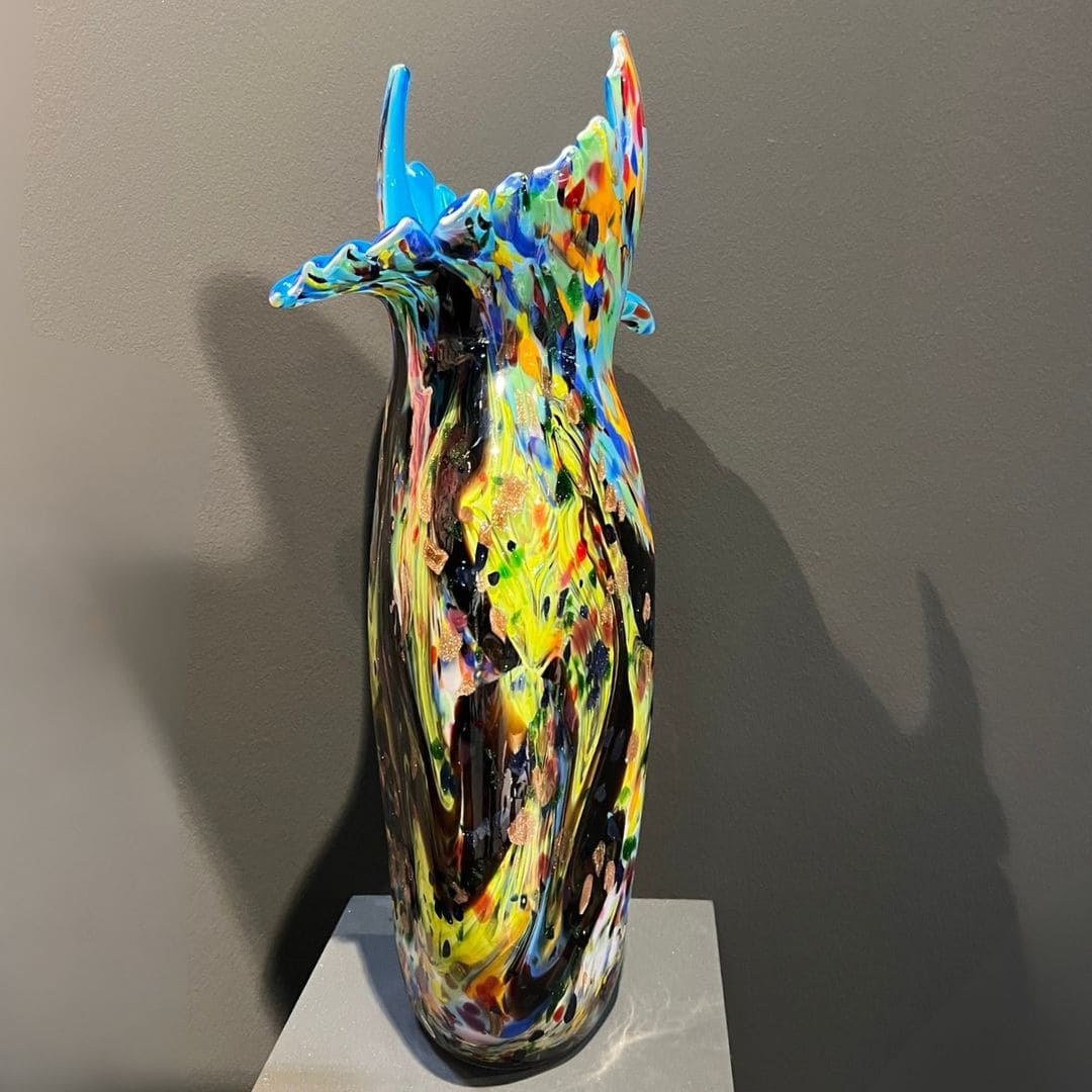 verrerie d'art L'Onda vase en verre : pièce sculpturale faite main
