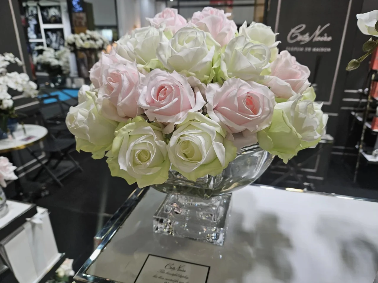 LUXURY CENTREPIECE - 37 ROSEBUDS IN FRENCH PINK & GREEN & WHITE - SILVER BADGE - CPRB13 3 LUXURY CENTREPIECE 37 ROSEBUDS IN FRENCH PINK GREEN WHITE SILVER BADGE CPRB13 3