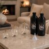 Coffret de 3 lampes à huile sphère Peri Living avec huile de paraffine dans un salon chaleureux